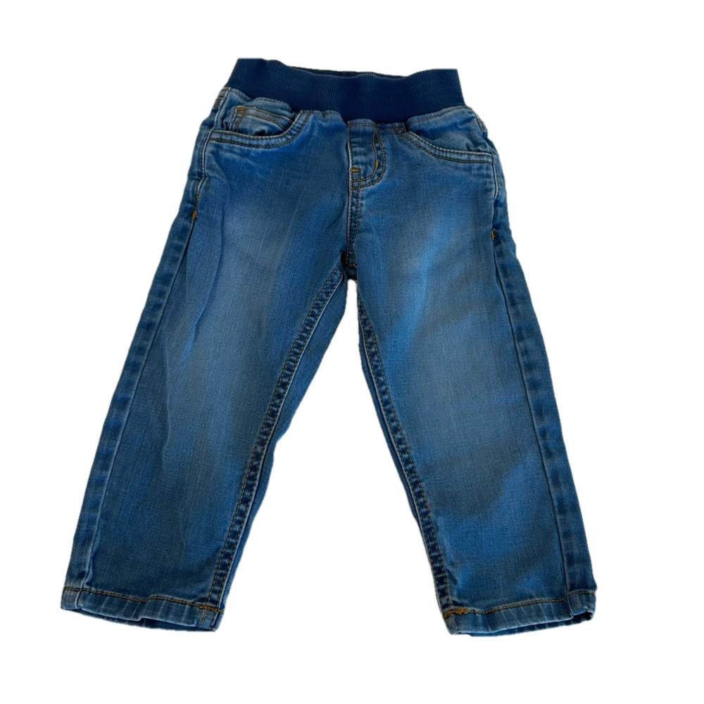 6/20$ Baby pull-on blue jeans size 12-18months